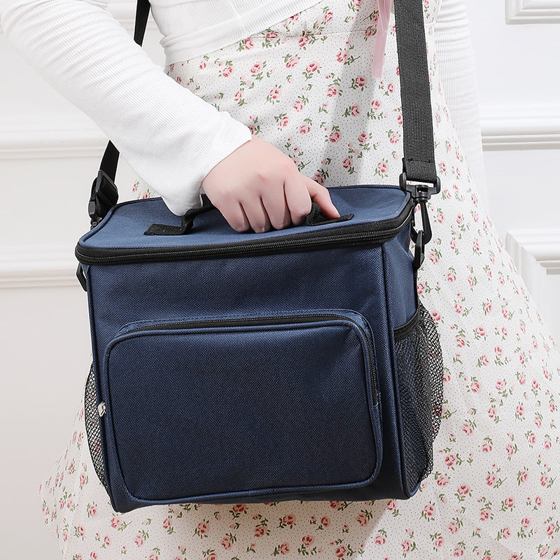 Insulated cooler bag with practical pockets Skanto