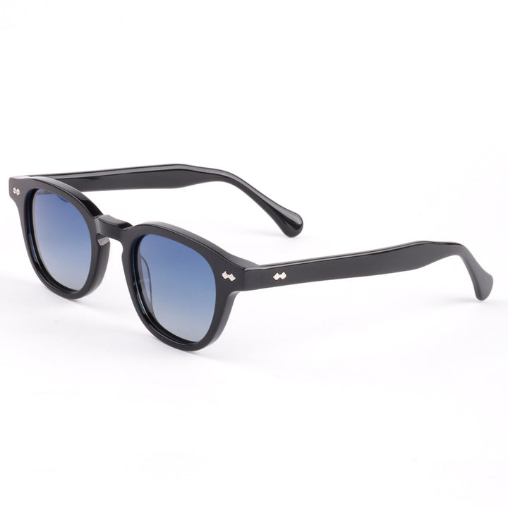 Dame solbrille i elegant skilpadde-design Skanto