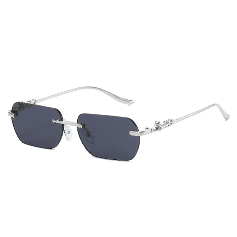 Damer elegant halvmellomrammebrille med dekorative detaljer Skanto