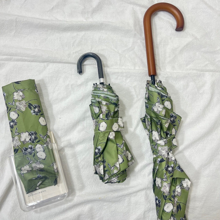 Dame Faltparaply med stilfullt blomsterdesign Skanto