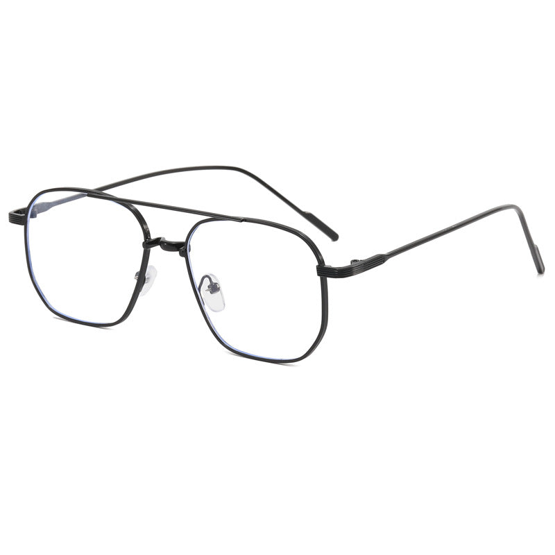 Dame moteriktig geometrisk brille med elegant metallramme Skanto