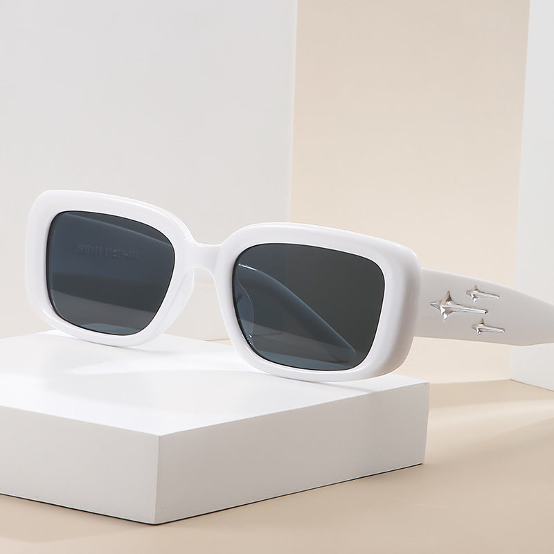 Damer stilige solbriller i trendy retro-design Skanto