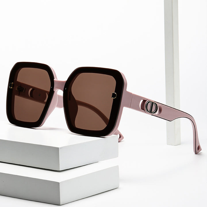 Kvinnenes modne solbriller i elegant oversized design Skanto