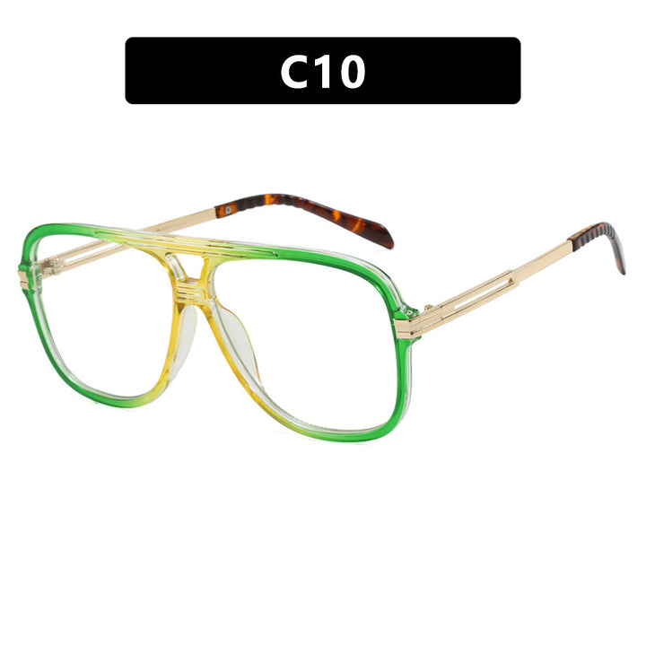 Dame oversized moteriktig solbrille med robust og elegant design Skanto