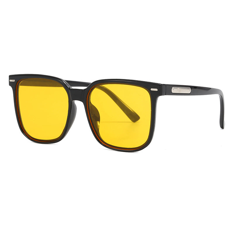 Dame kvadratisk solbrille med moderne design Skanto