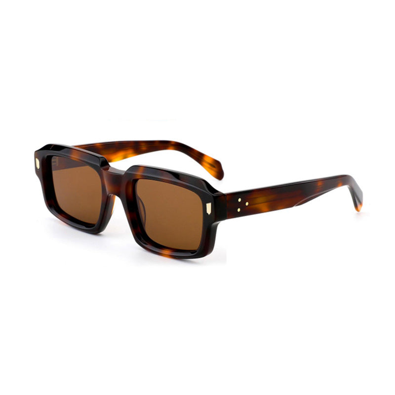 Dame fashion solbrille med avansert UV-beskyttelse og forsterket ramme Skanto