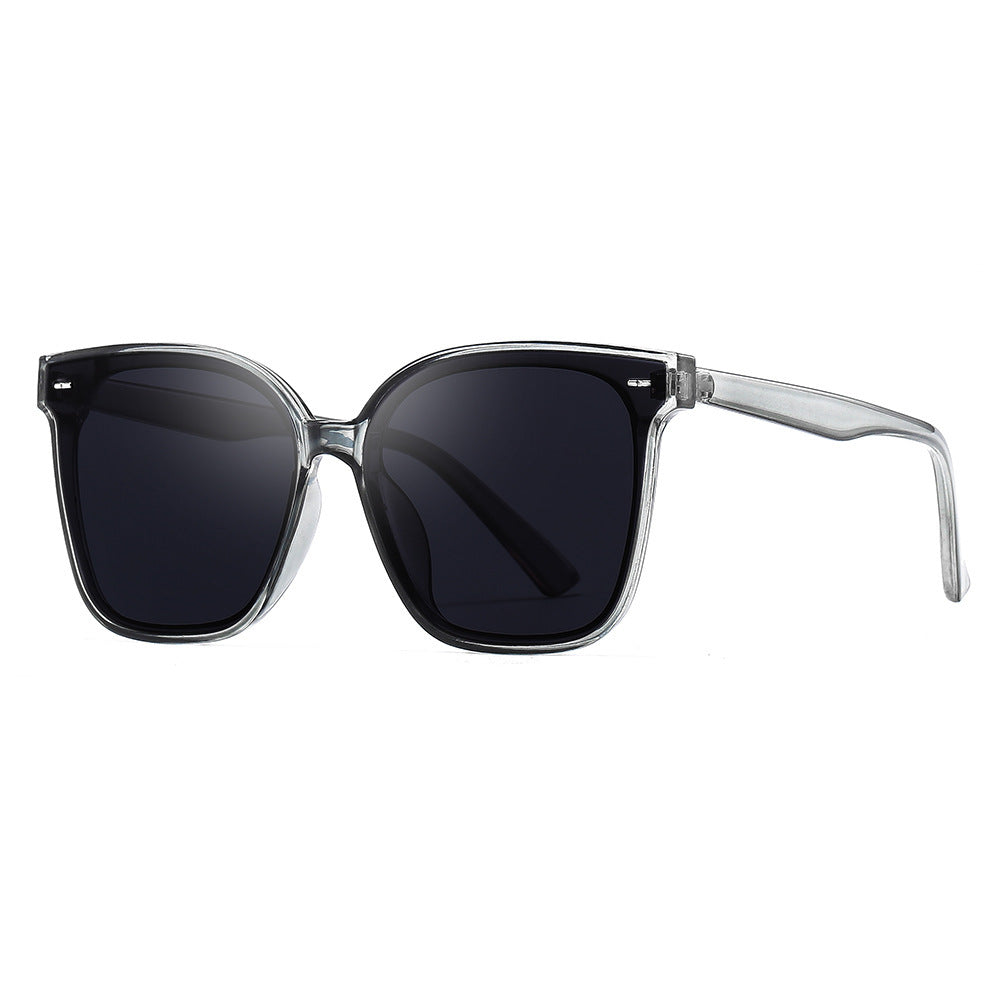 Dame solbrille i moderne geometrisk design Skanto