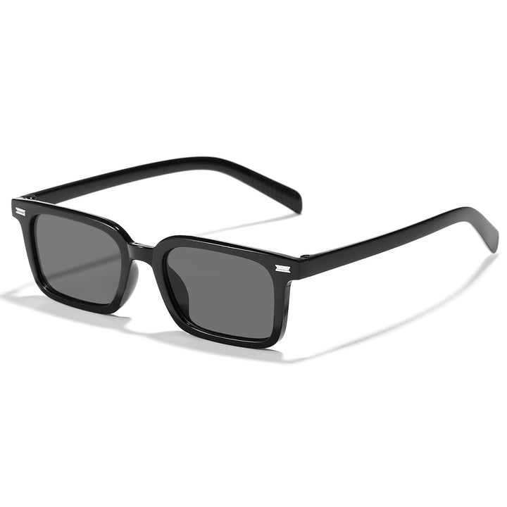 Dame elegant solbrille med transparent ramme Skanto