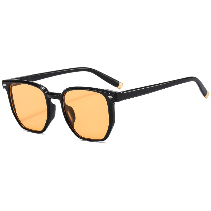 Dame moteriktig transparent solbrille i elegant hexagon-design Skanto