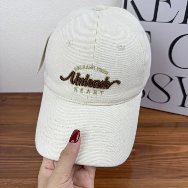 Kvinnens broderte hjerte grafisk baseballcap Skanto