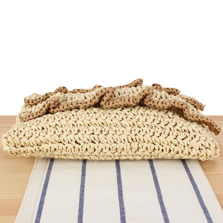 Ruffle design handbag made of braided raffia Skanto