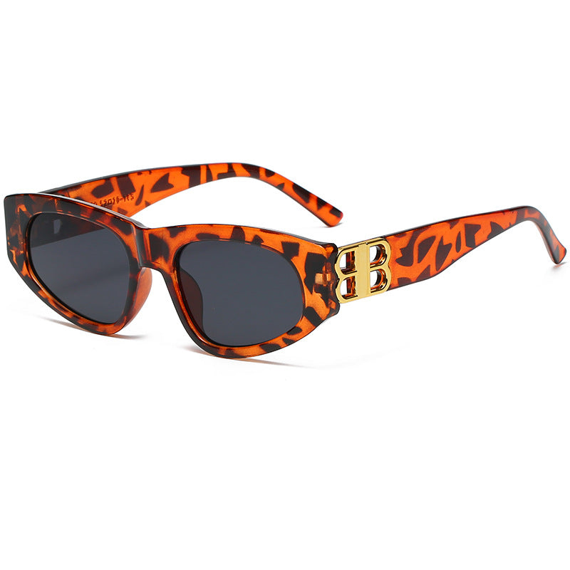 Dame Designer-solbrille med luksuriøse rammedetaljer Skanto