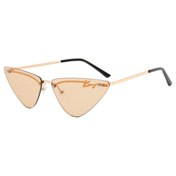 Dame Trendy Cat-Eye Solbriller med feminin ramme Skanto