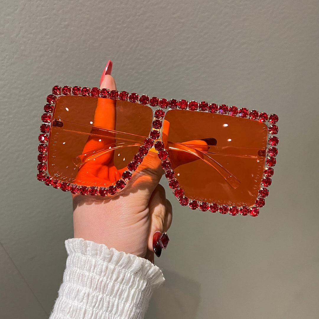 Dame Oversized solbriller med glitrende strassramme Skanto