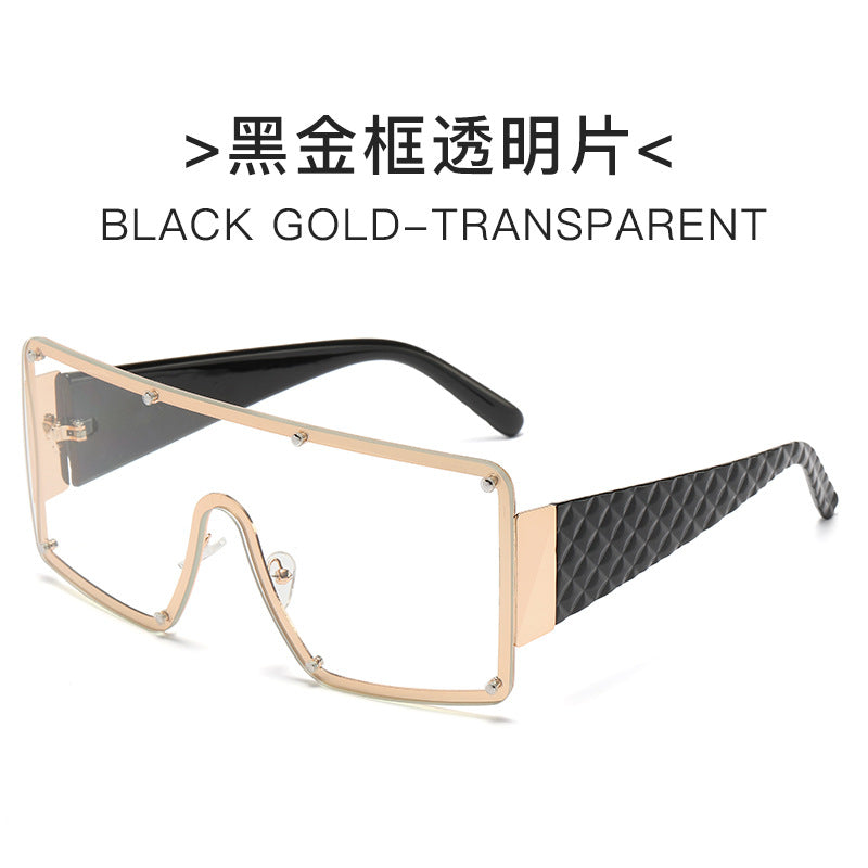 Dame Designer-solbrille i iøynefallende rektangulær stil Skanto