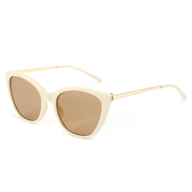 Dame elegant Cat-Eye solbrille med høy kvalitet ramme og UV-beskyttelse Skanto