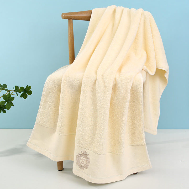 Luxurious terry towel with elegant design Skanto