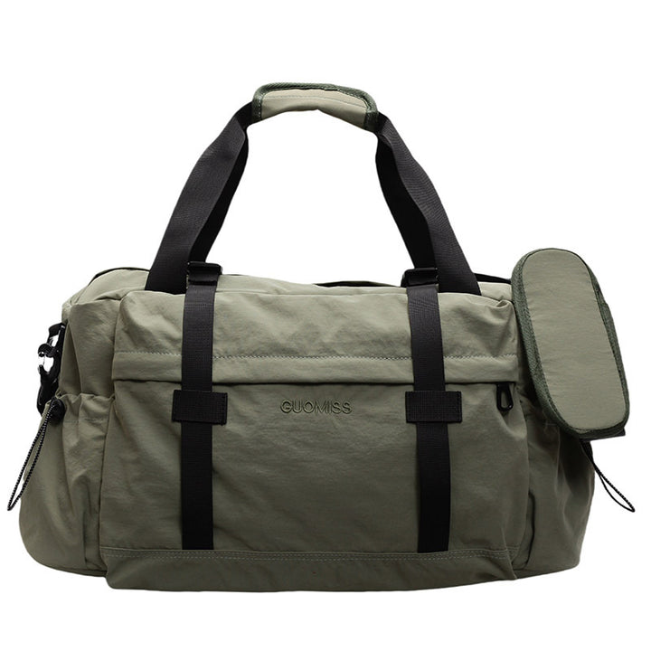 Sportslig Duffelbag med slitesterkt materiale og omfattende lagringsplass Skanto