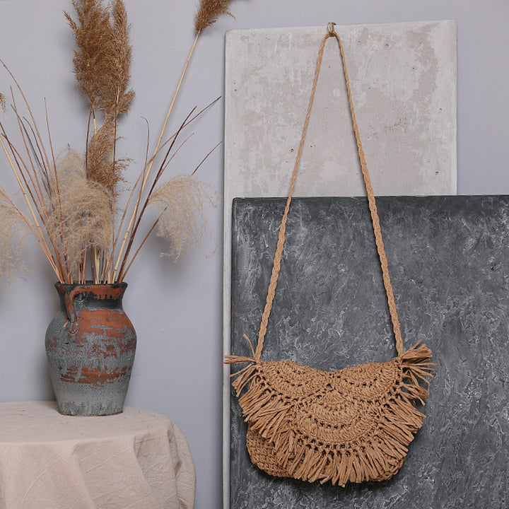 Boho-skulderveske laget av håndlaget naturmateriale Skanto