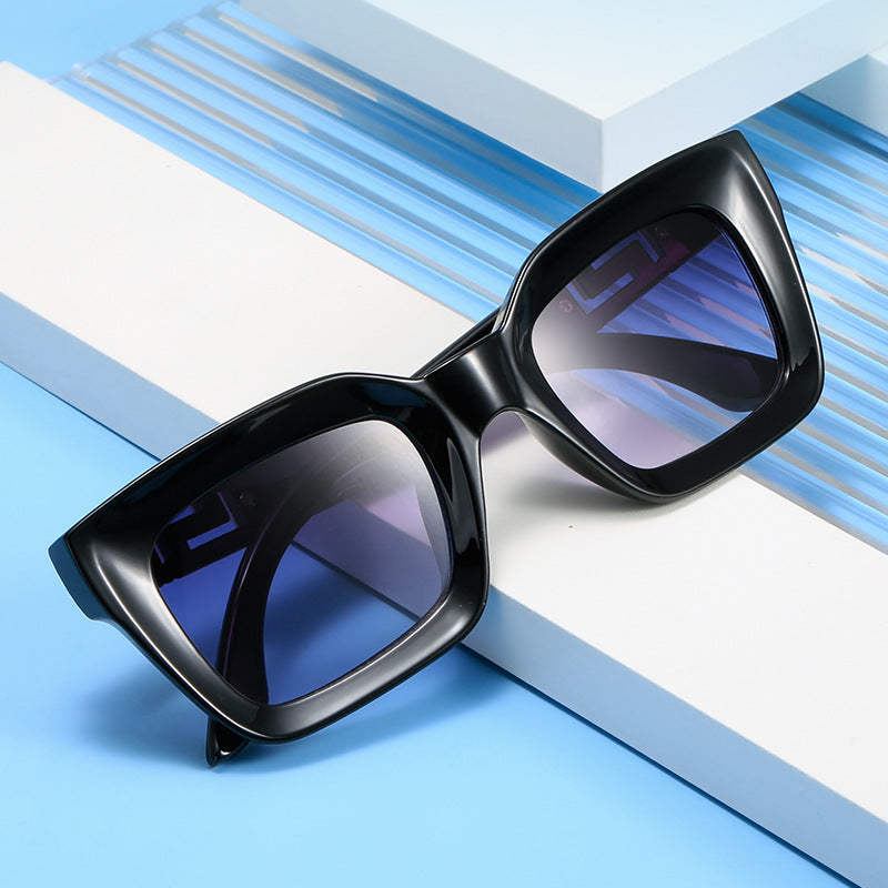 Dame kvadratisk solbrille med luksuriøs design Skanto