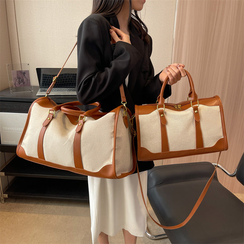 Sporty reise bag med avtakbare skulderremmer Skanto