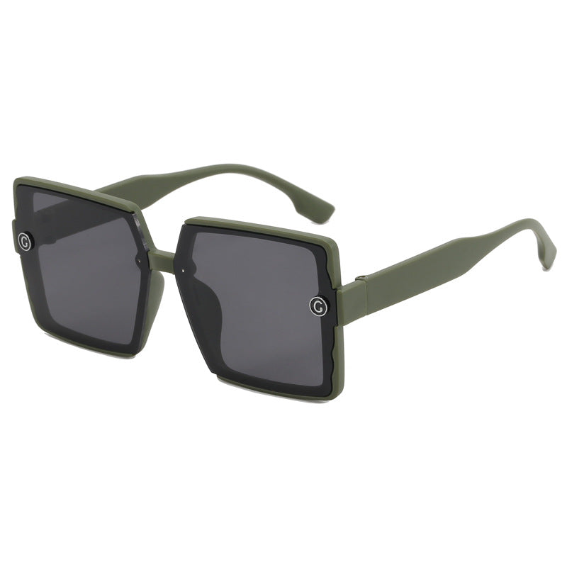 Dame kvadratisk solbrille med moderne design Skanto