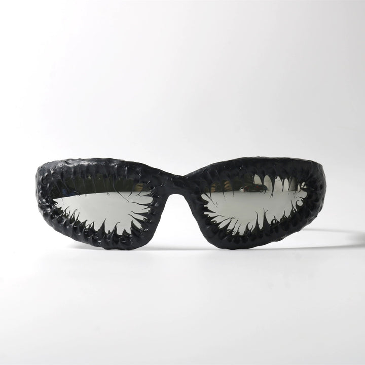 Damer kreativ design-solbrille med unik strukturert ramme Skanto