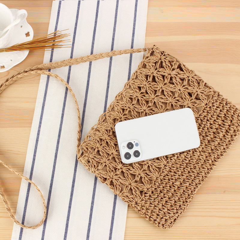 Hand-knotted shoulder bag with floral details Skanto