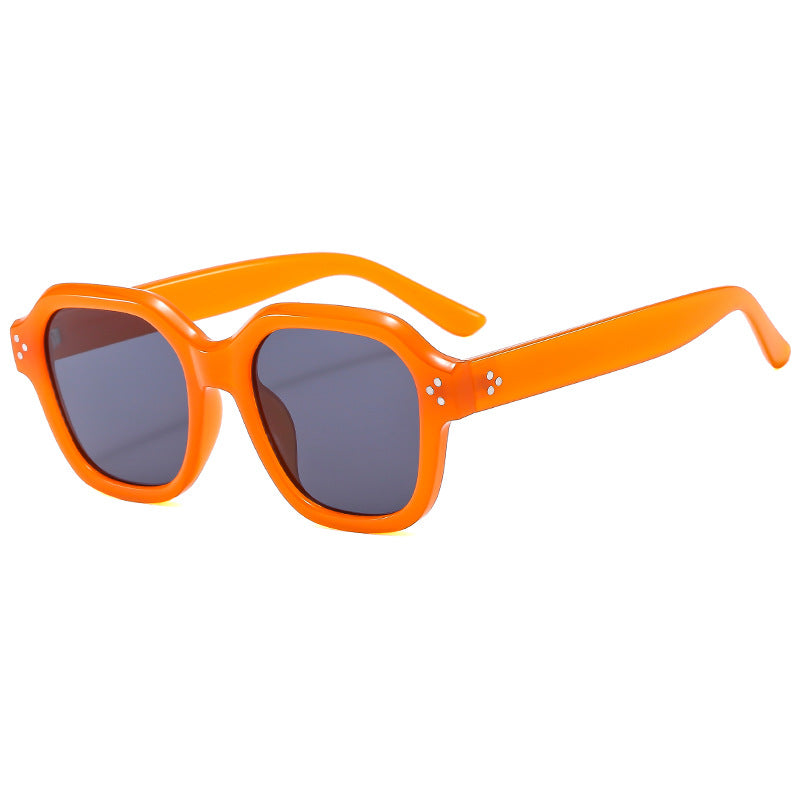 Dame Moderne Retro-solbriller med bred ramme og UV-beskyttelse Skanto