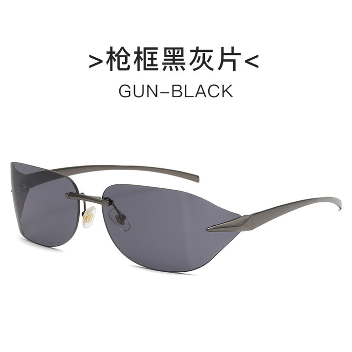 Dame futuristisk solbrille med elegant minimalistisk design Skanto