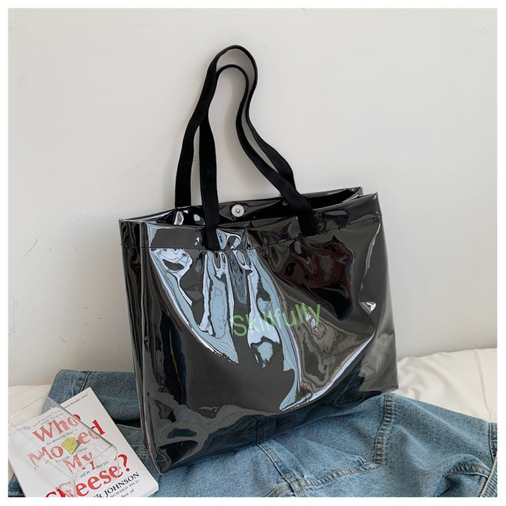 Romslig og Gjennomsiktig Handlebag Skanto