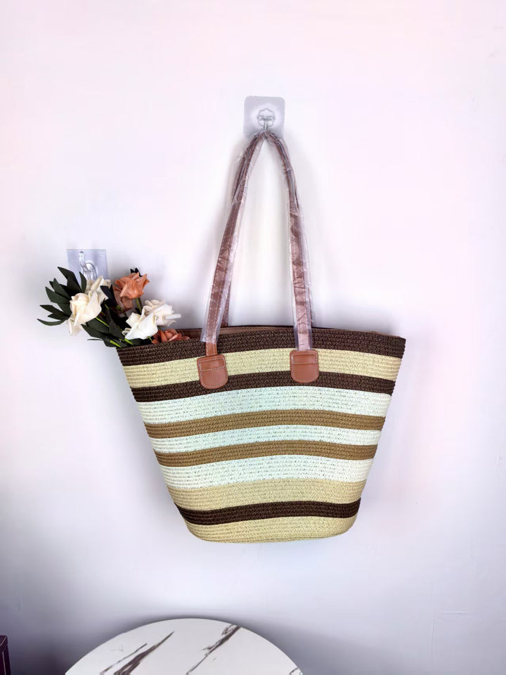 Sommerlig strandtopp og solhatt Skanto