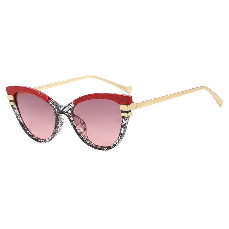 Damer Cat-Eye solbrille med elegante metallakenter Skanto