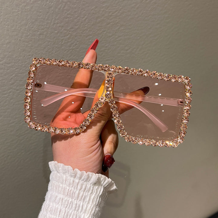 Dame Oversized solbriller med glitrende strassramme Skanto