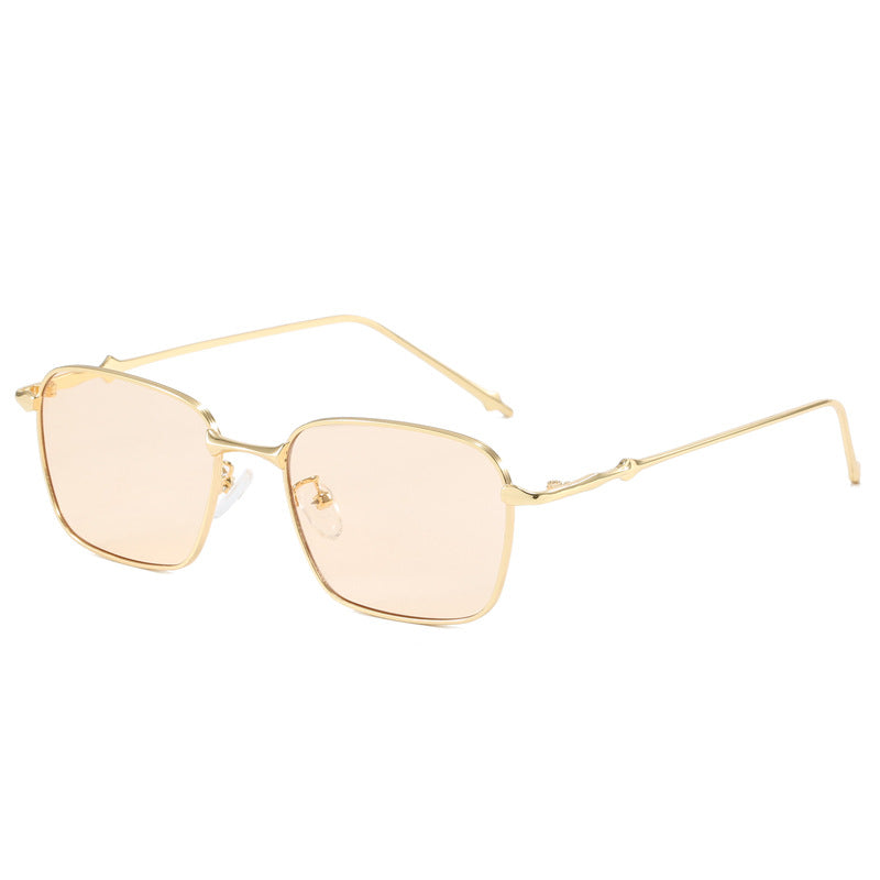 Dame elegant firkantet solbrille med høykvalitets metallramme Skanto