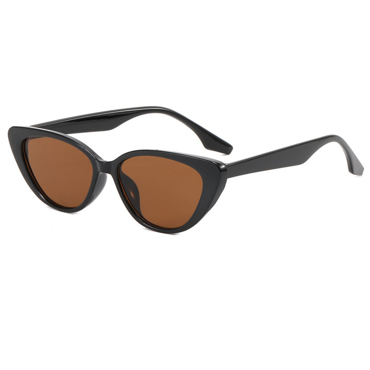 Dame Kattøye Solbrille med moderne ramme Skanto