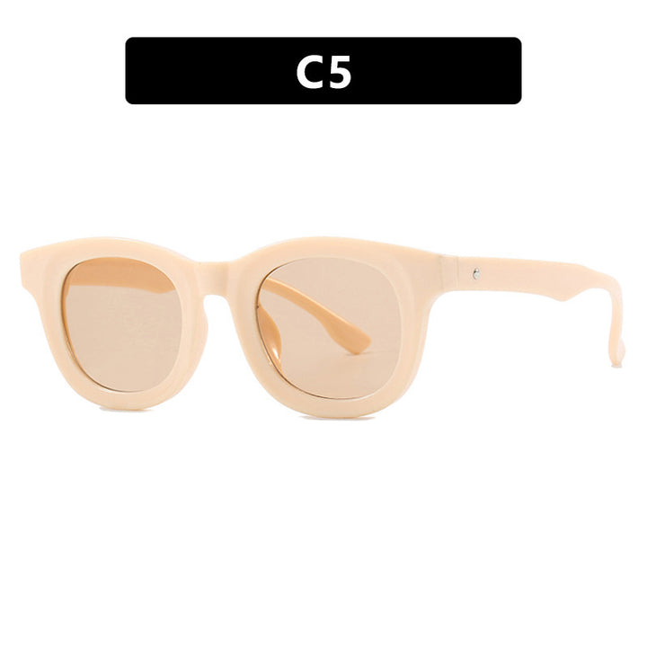 Dame trendy oversized solbriller med markant design Skanto