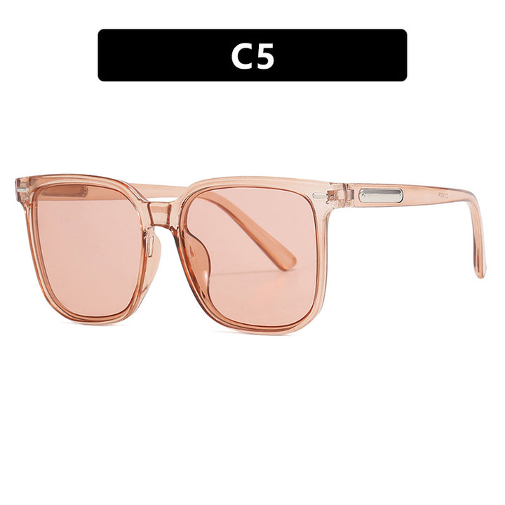 Dame firkantet solbrille med robust ramme og polarisert glass Skanto