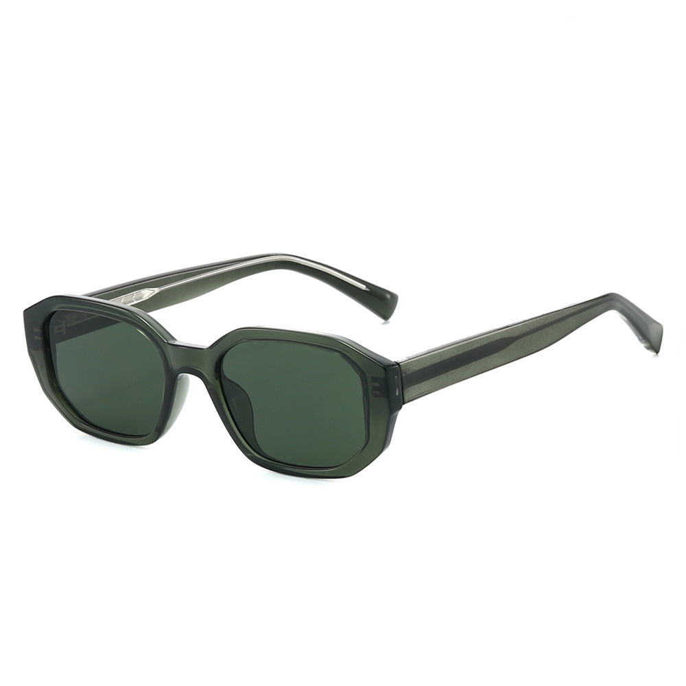 Dame moteriktig solbrille med unik åttekantet ramme Skanto