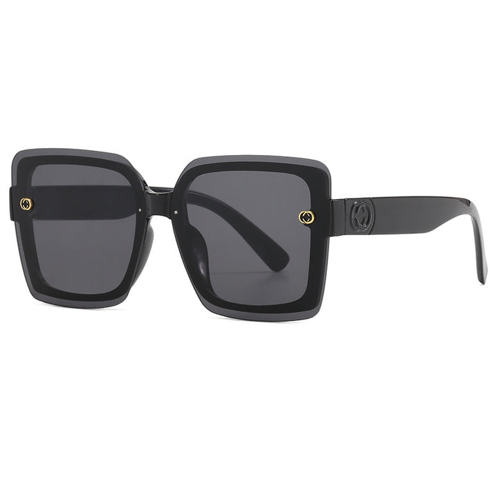 Dame oversized kvadratisk solbrille med elegant ramme Skanto