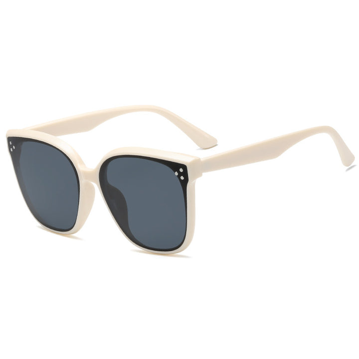 Dame firkantet solbrille med stilistisk, bred ramme Skanto