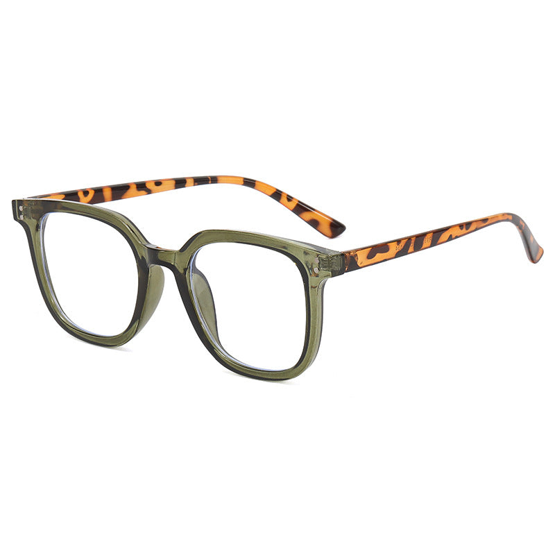 Dame kvadratisk designerbrille med tykk ramme og elegant profil Skanto