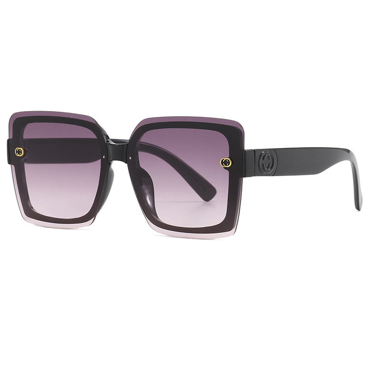 Dame oversized kvadratisk solbrille med elegant ramme Skanto