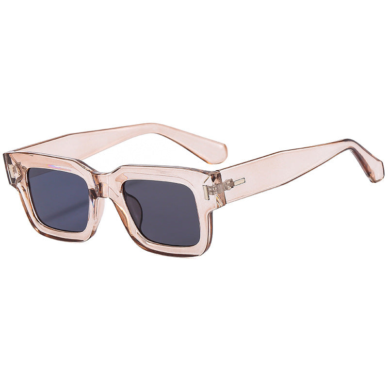 Dame Modische Quadratisk Solbrille med robust ramme og polariserte linser Skanto