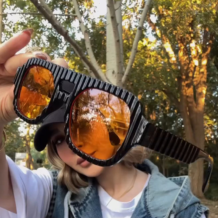 Damer geometrisk solbrille med raffinert strukturdesign Skanto