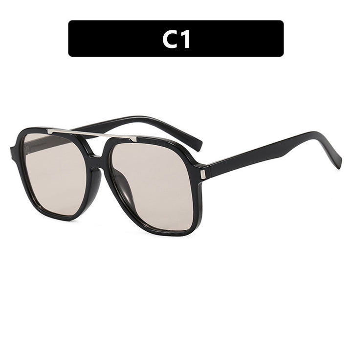 Dame kvadratisk solbrille med beskyttende UV-filter og elegant ramme Skanto