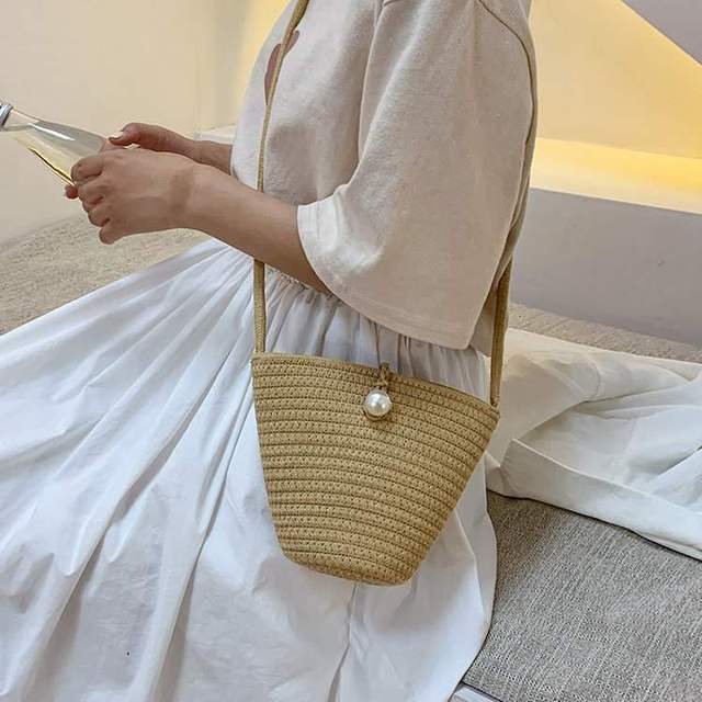 Elegant skulderveske med perlespenne Skanto