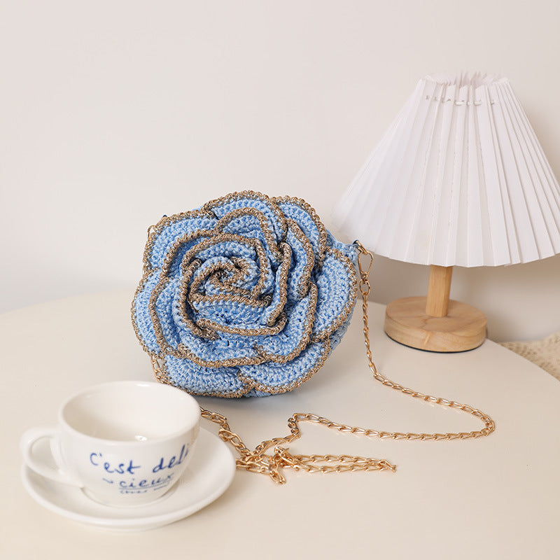 Umhengeske i romantisk rosedesign Skanto