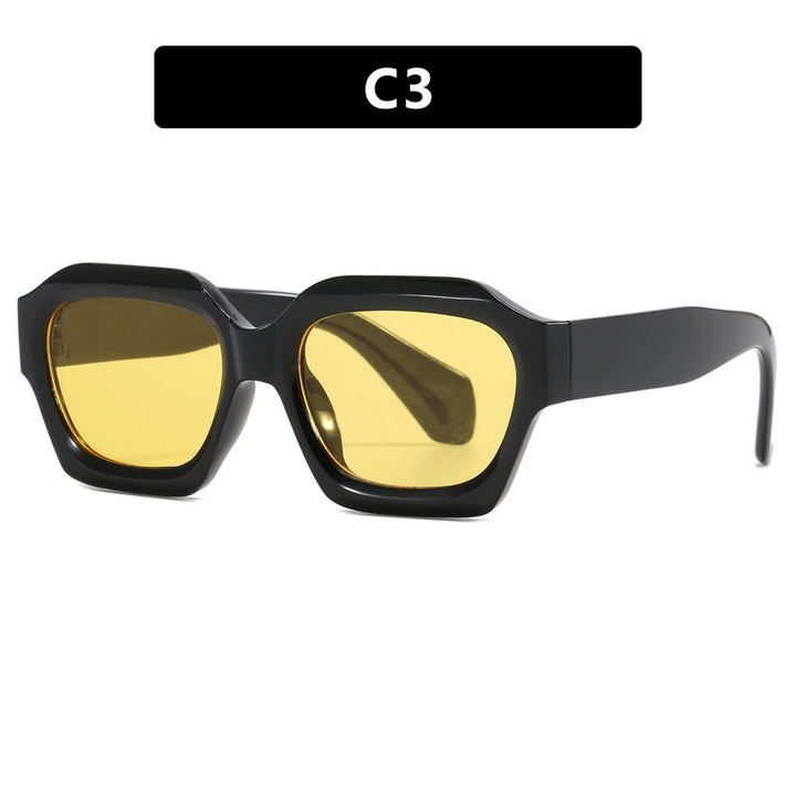 Dame moteriktig solbrille i innovativ design Skanto