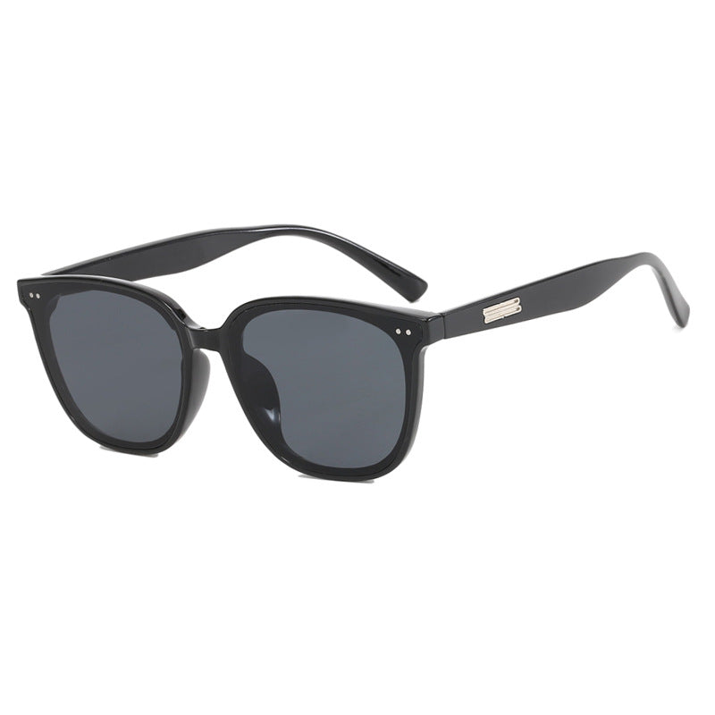 Dame oversized solbrille i elegant skilpaddemønster Skanto